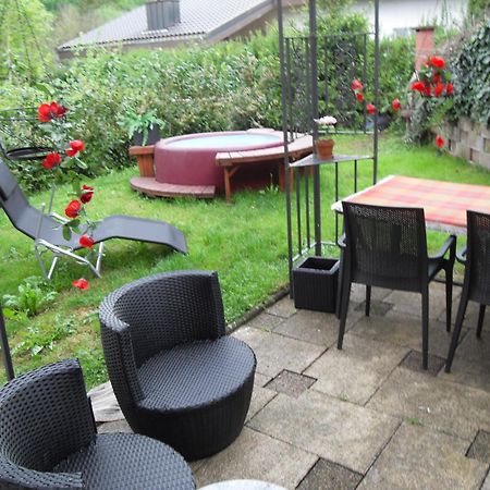 Bed&Breakfast In Flueh Hofstetten-Fluh Pokoj fotografie
