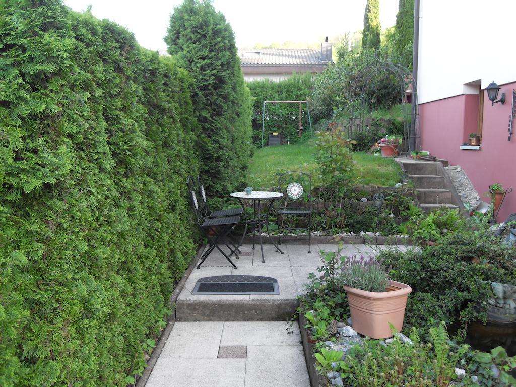 Bed&Breakfast In Flueh Hofstetten-Fluh Exteriér fotografie